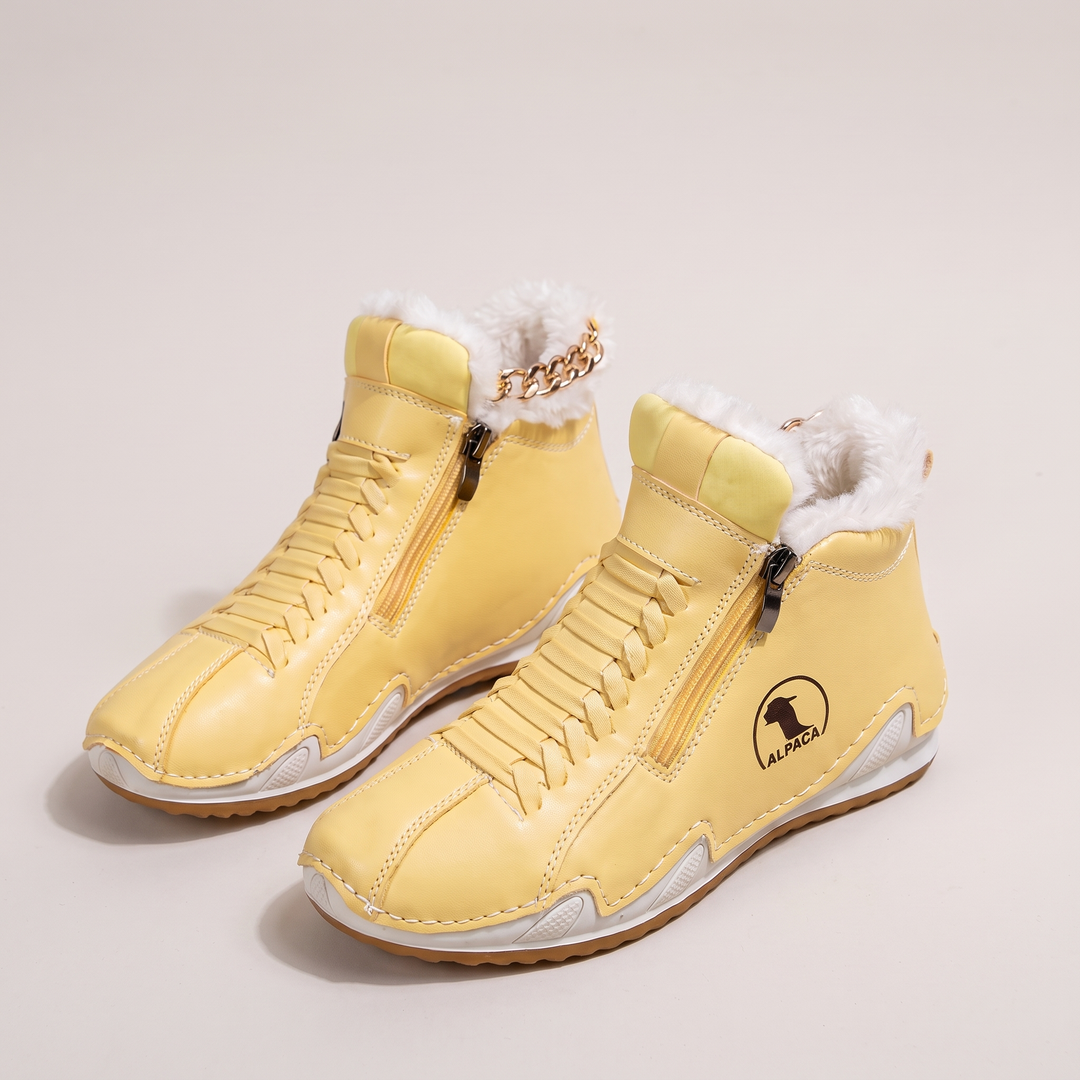 WINTERSHIELD FUR-LINED BOOTS