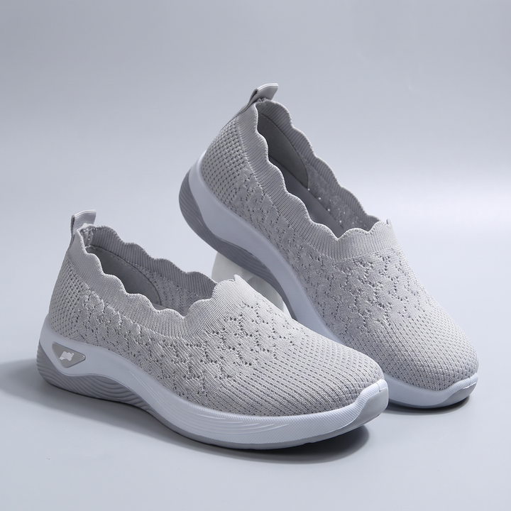 CELESTE COMFORT WALKING SHOES