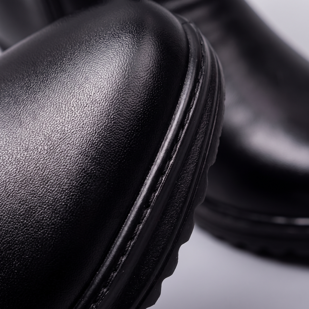 CLASSIC BUCKLE ANKLE BOOTS