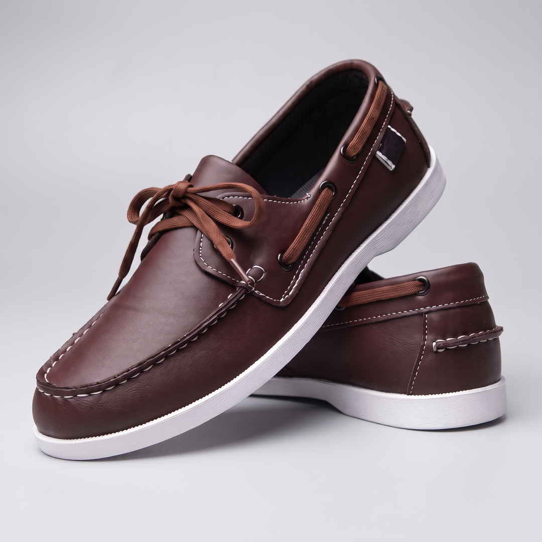 CLASSIC LEATHER BOAT SHOES
