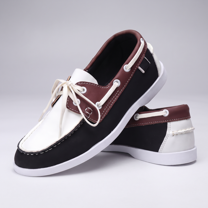 CLASSIC LEATHER BOAT SHOES