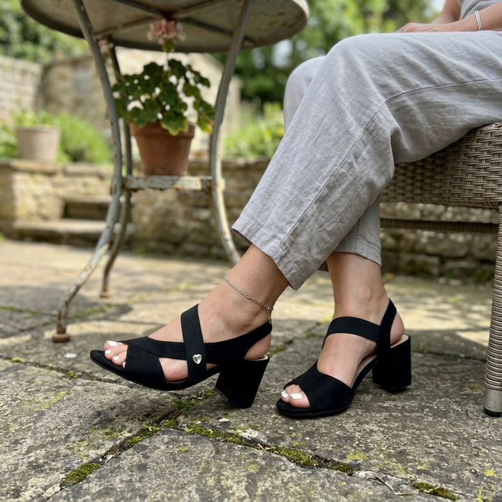 MERRYDALE COMFORT SANDALS