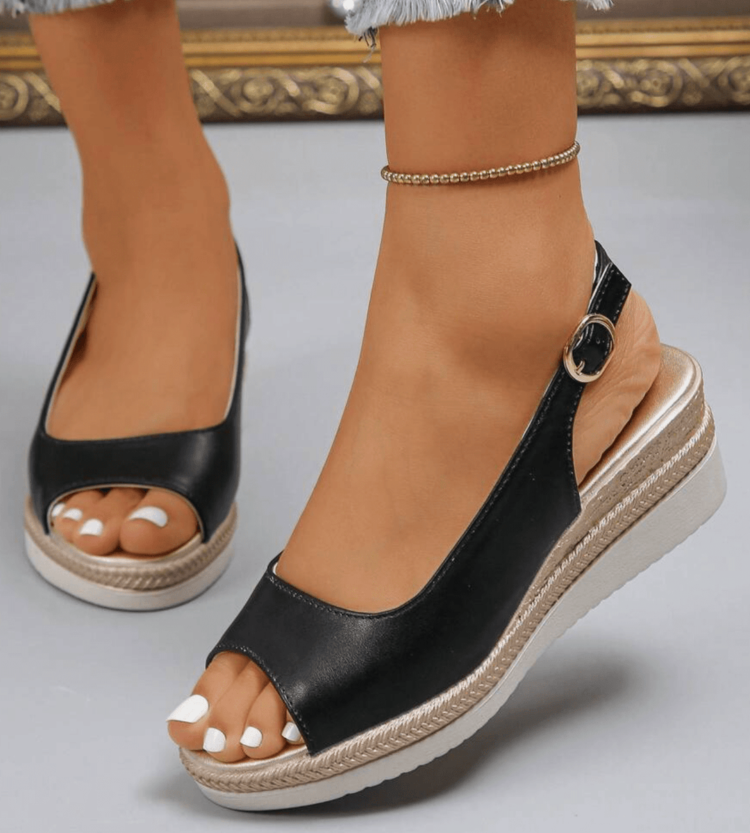 NOIRA COMFORT SANDALS
